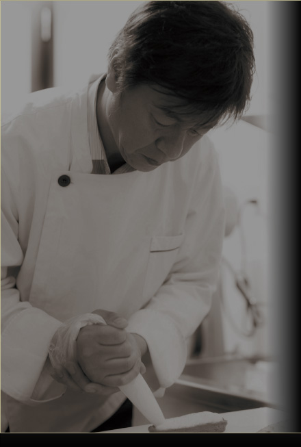 フルーツデコレーション:特別な記念日やパーティに彩りをそえるフルーツアート